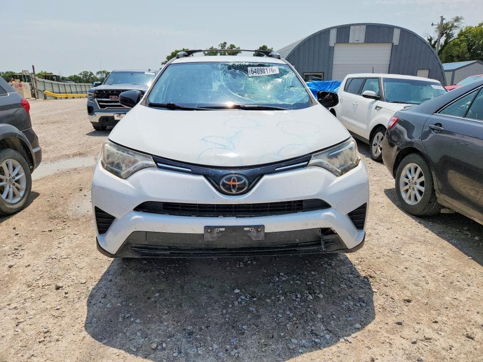 2018 TOYOTA RAV4 LE 5