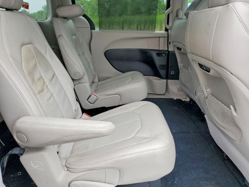 2021 CHRYSLER PACIFICA TOURING L 11