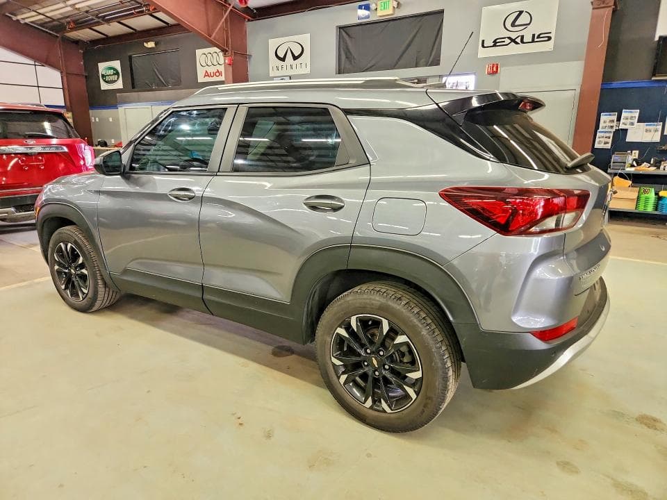 2021 CHEVROLET TRAILBLAZER LT 2