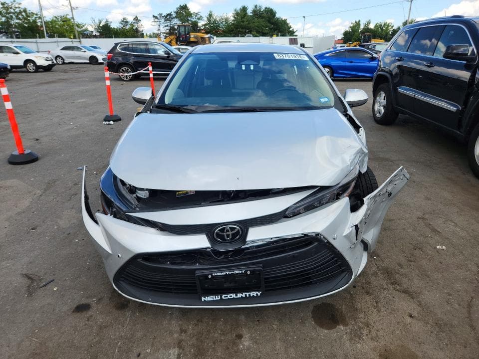 2025 TOYOTA COROLLA LE 5