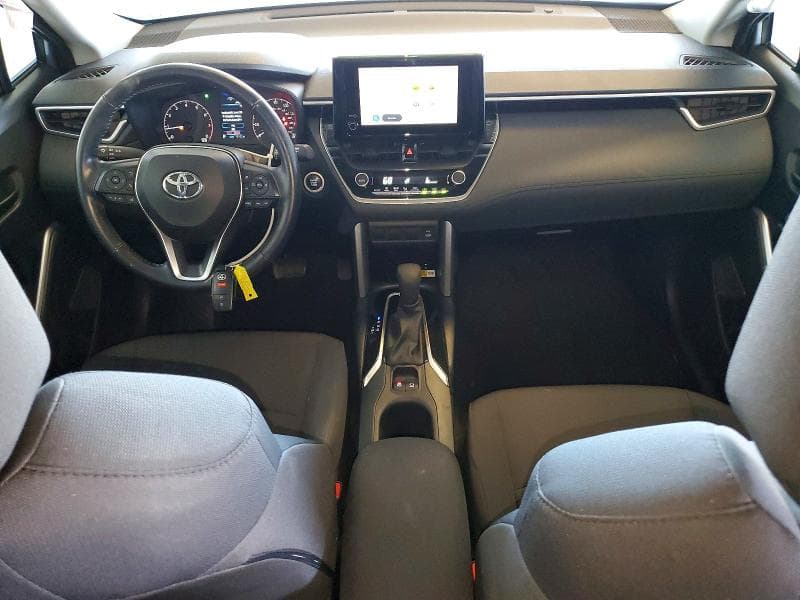 2023 TOYOTA COROLLA CROSS LE 8
