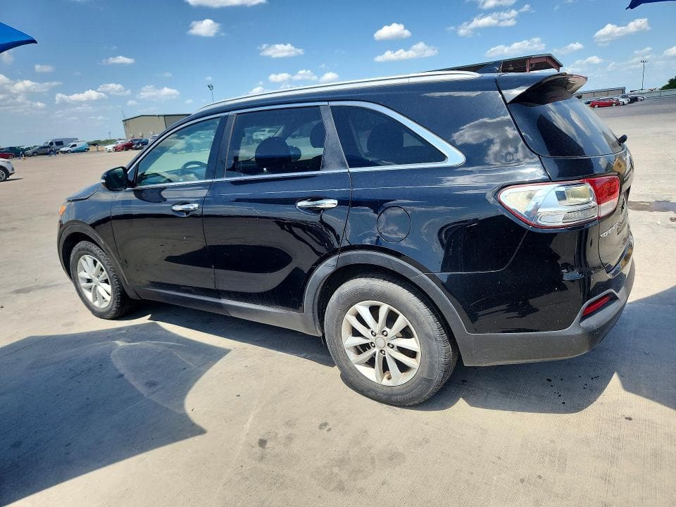 2018 KIA SORENTO LX 2