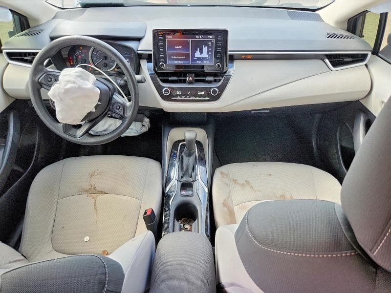 2021 TOYOTA COROLLA LE 8