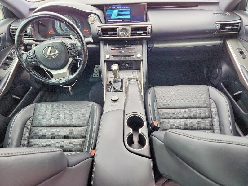 2017 LEXUS IS 350 8