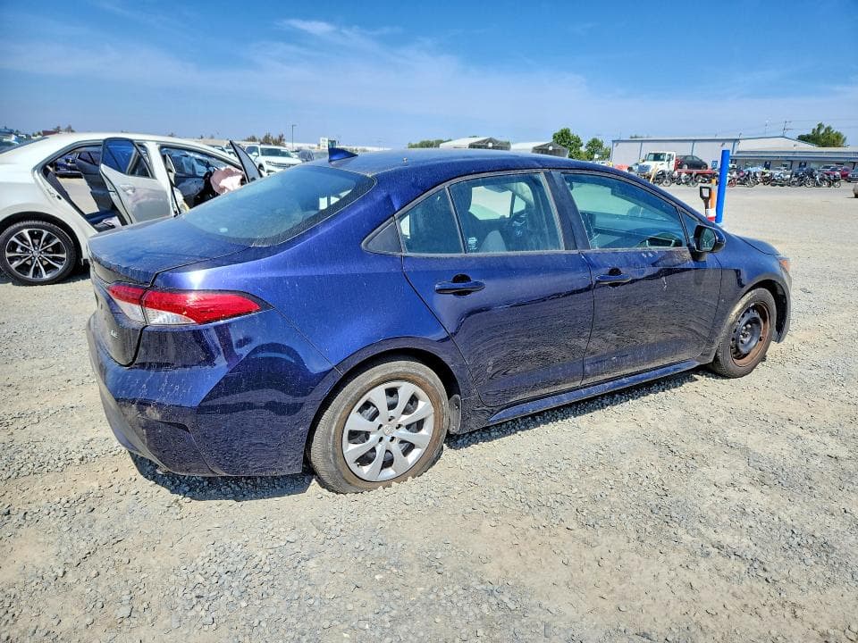 2022 TOYOTA COROLLA LE 3
