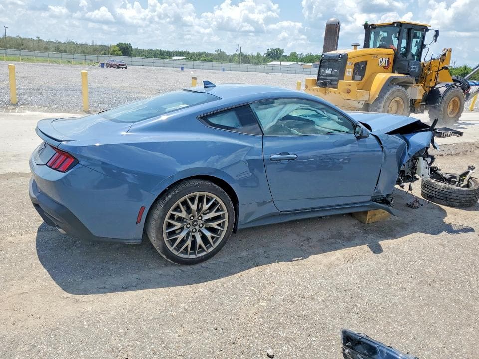 2025 FORD MUSTANG 3