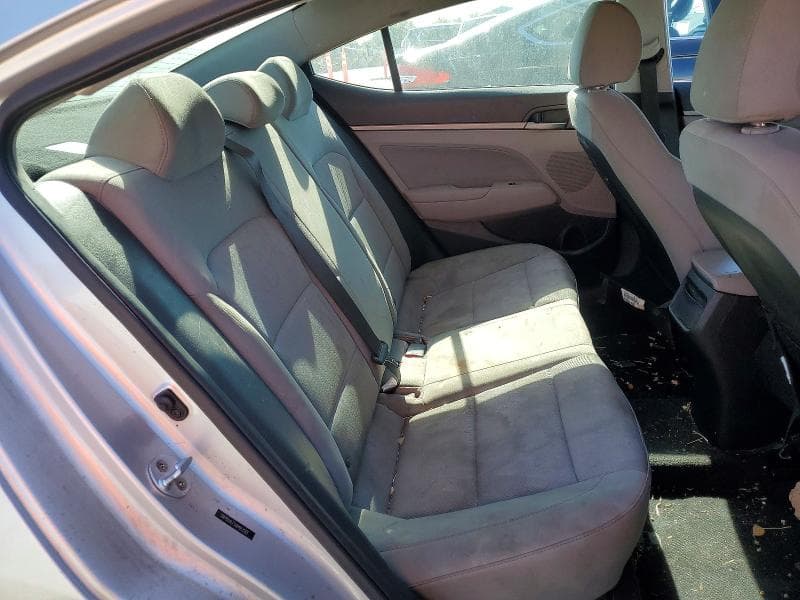 2017 HYUNDAI ELANTRA SE 10