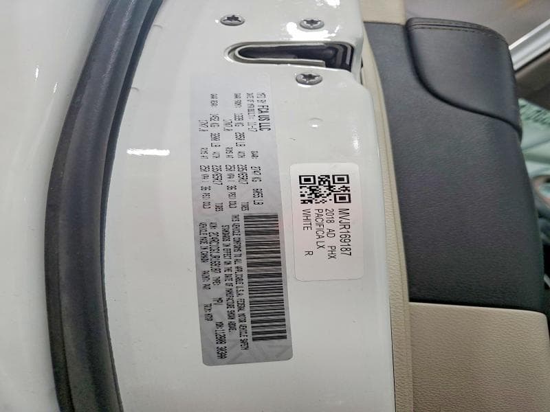 2018 CHRYSLER PACIFICA LX 14