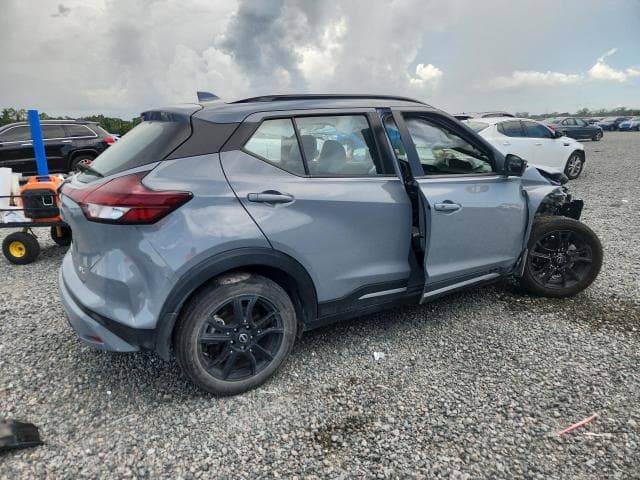 2023 NISSAN KICKS SR 3