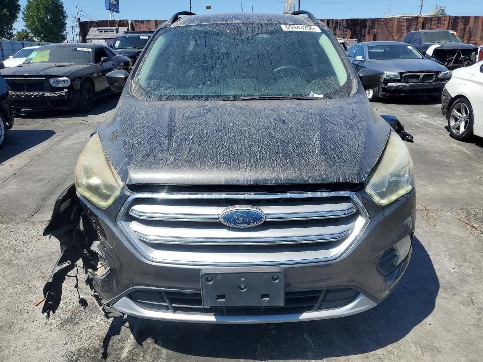 2017 FORD ESCAPE SE 5