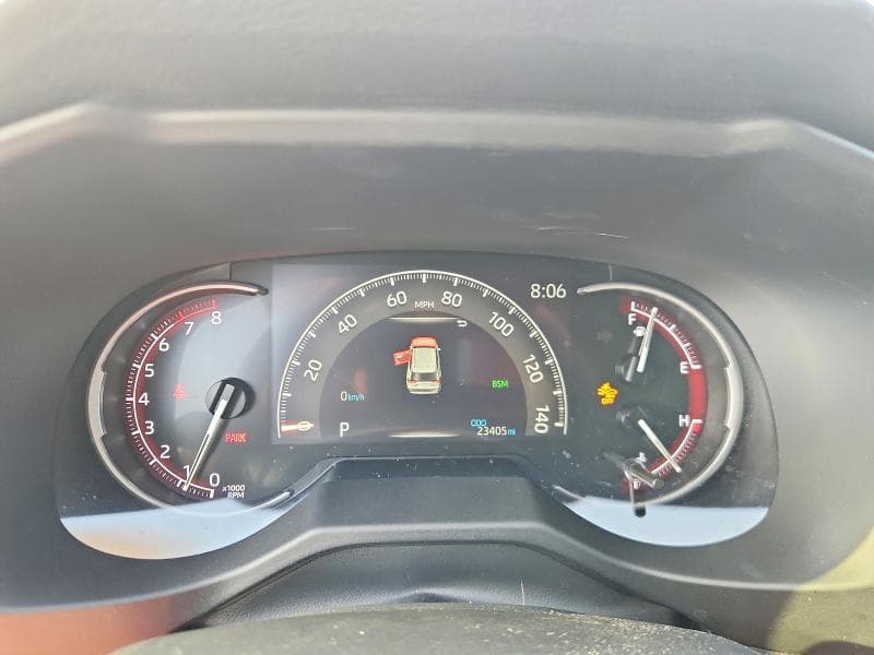 2025 TOYOTA RAV4 XLE PREMIUM 9