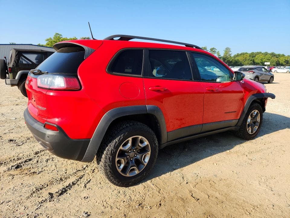 2019 JEEP CHEROKEE TRAILHAWK 3