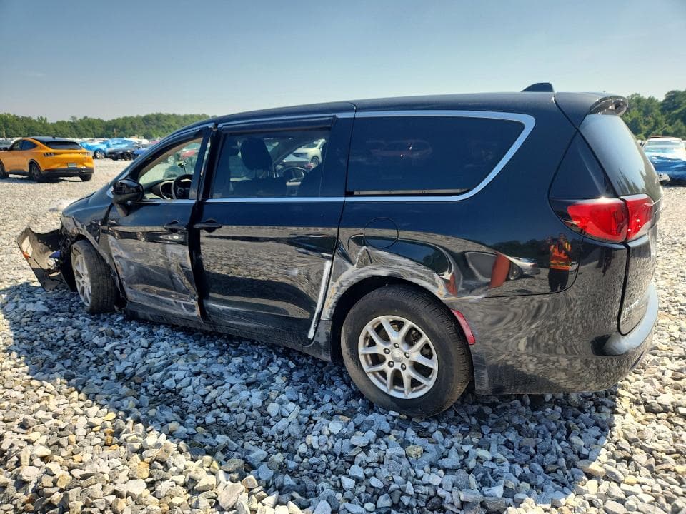 2017 CHRYSLER PACIFICA TOURING 2
