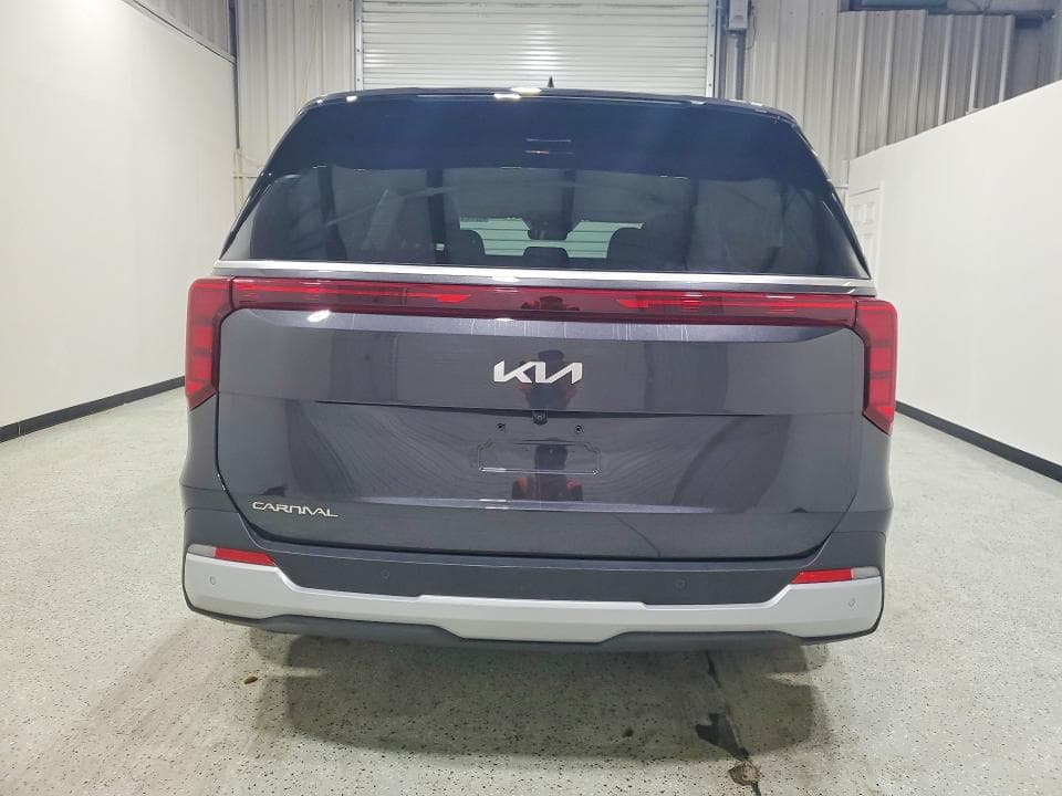 2026 KIA CARNIVAL LXS 6