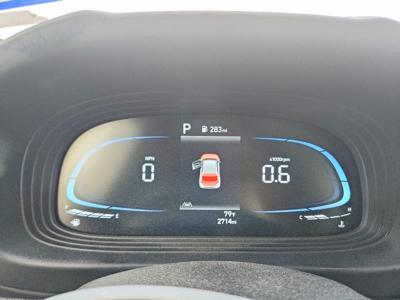 2026 HYUNDAI VENUE SE 9