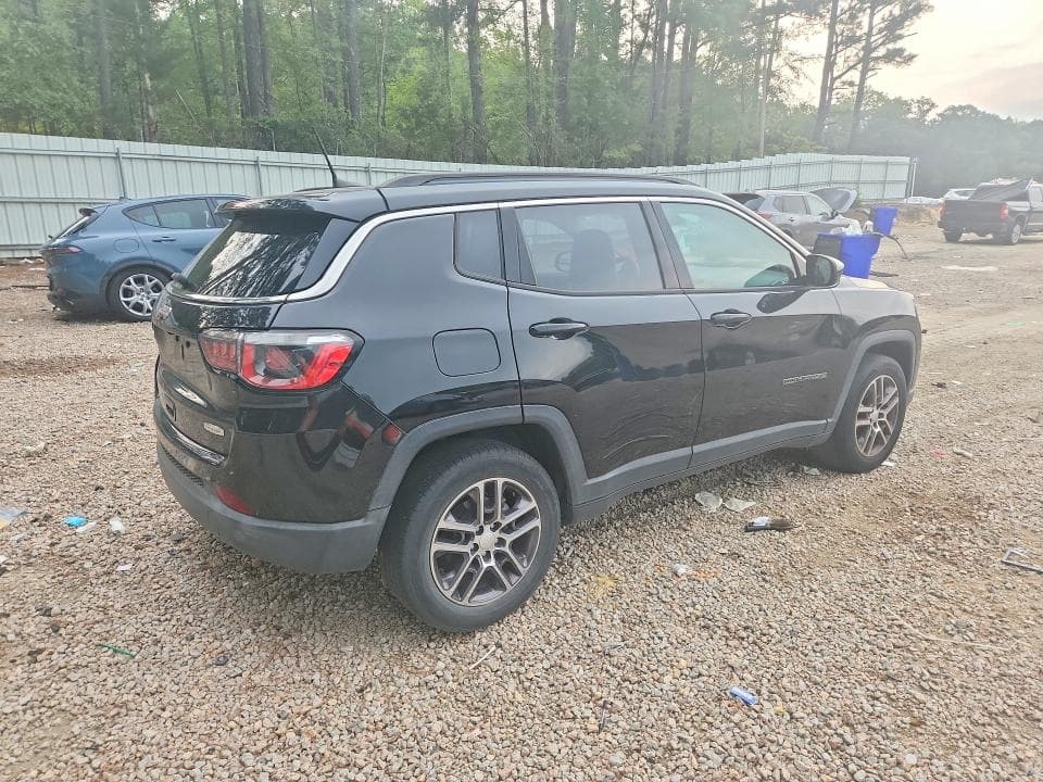2017 JEEP COMPASS LATITUDE 3