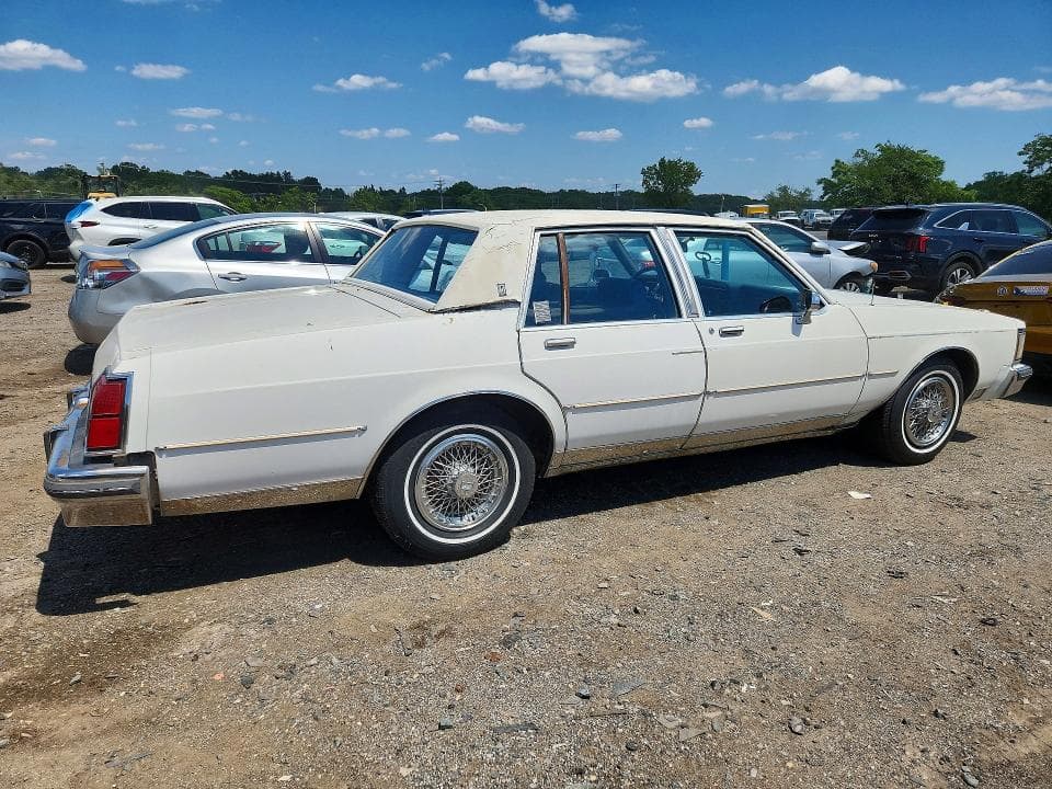 1984 OLDSMOBILE DELTA 88 ROYALE BROUGHAM LS 3