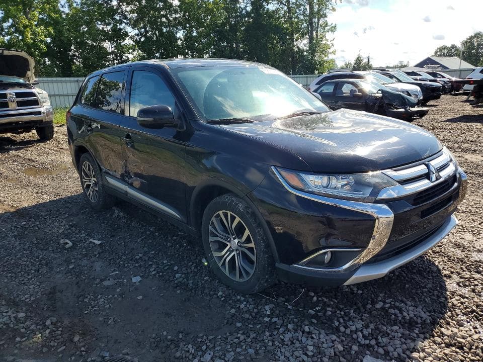 2017 MITSUBISHI OUTLANDER SE 4