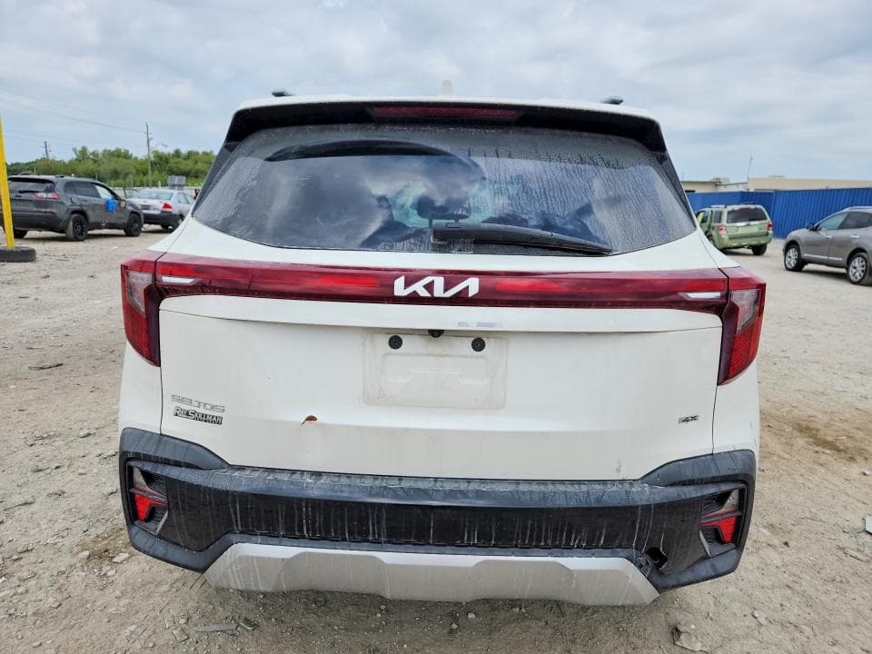 2024 KIA SELTOS S 6