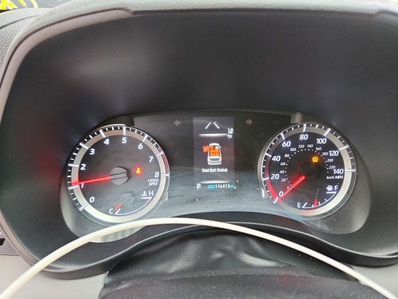 2020 TOYOTA HIGHLANDER L 9