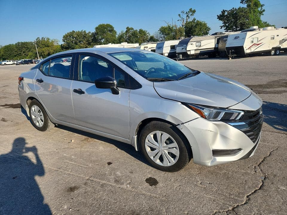 2024 NISSAN VERSA S 4