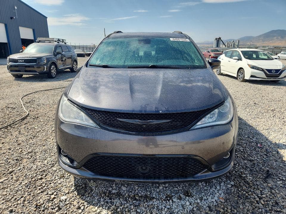 2019 CHRYSLER PACIFICA TOURING L PLUS 5
