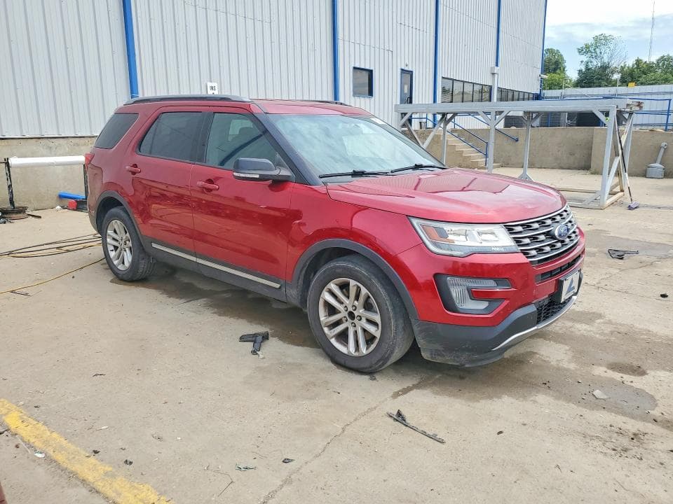 2017 FORD EXPLORER XLT 4