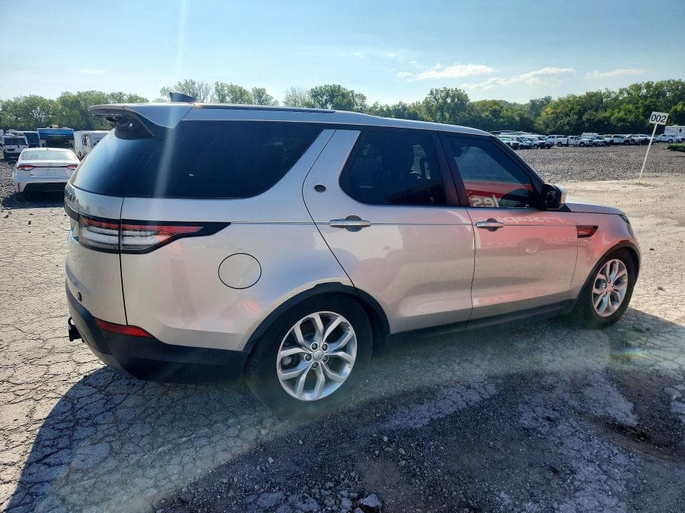 2017 LAND ROVER DISCOVERY SE 3