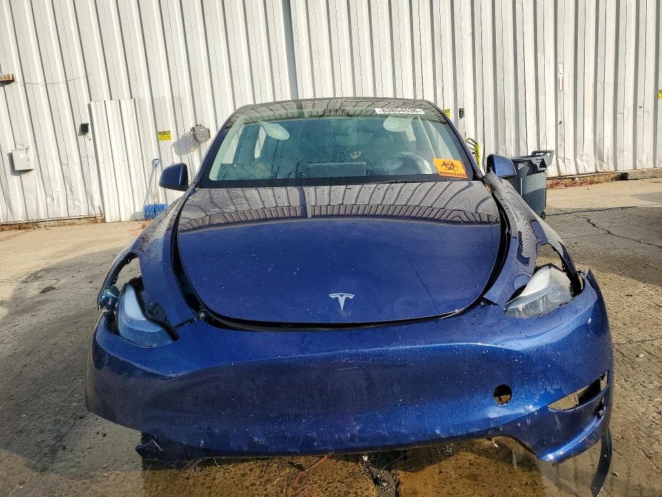 2023 TESLA MODEL Y 5