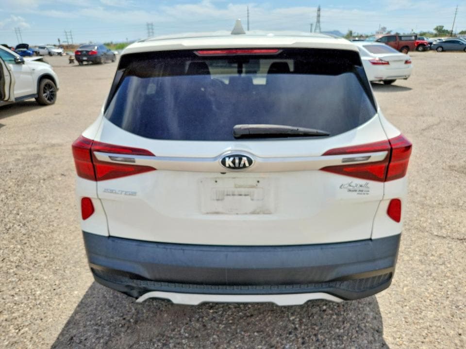 2021 KIA SELTOS LX 6