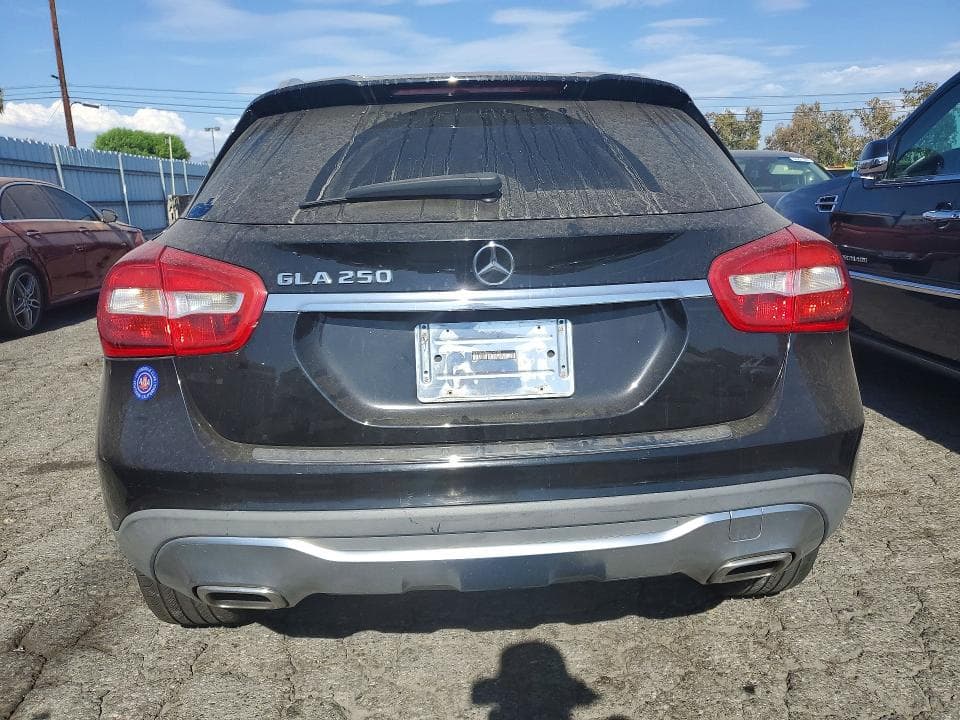 2020 MERCEDES-BENZ GLA 250 6