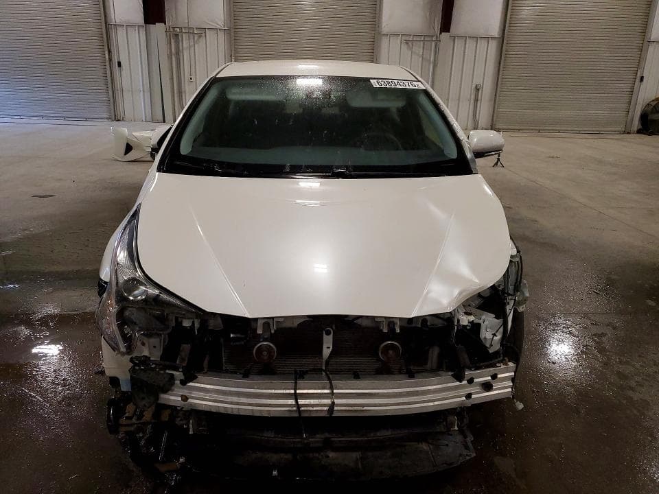 2018 TOYOTA PRIUS TWO 5