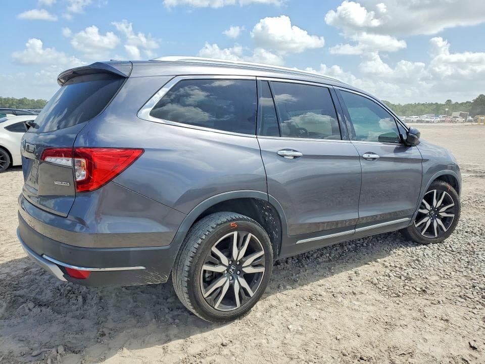 2021 HONDA PILOT TOURING 3