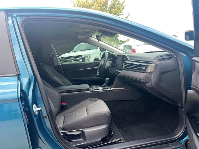2025 TOYOTA CAMRY LE 5