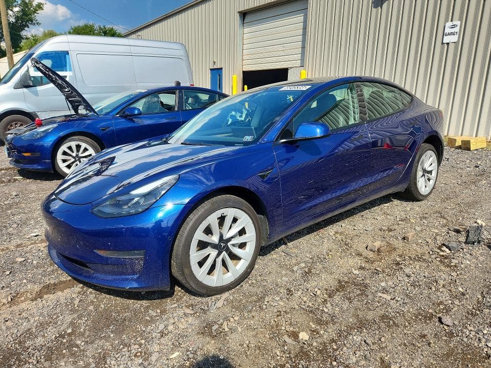 2022 TESLA MODEL 3 - 1