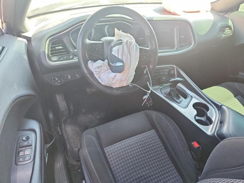 2021 DODGE CHALLENGER SXT 8