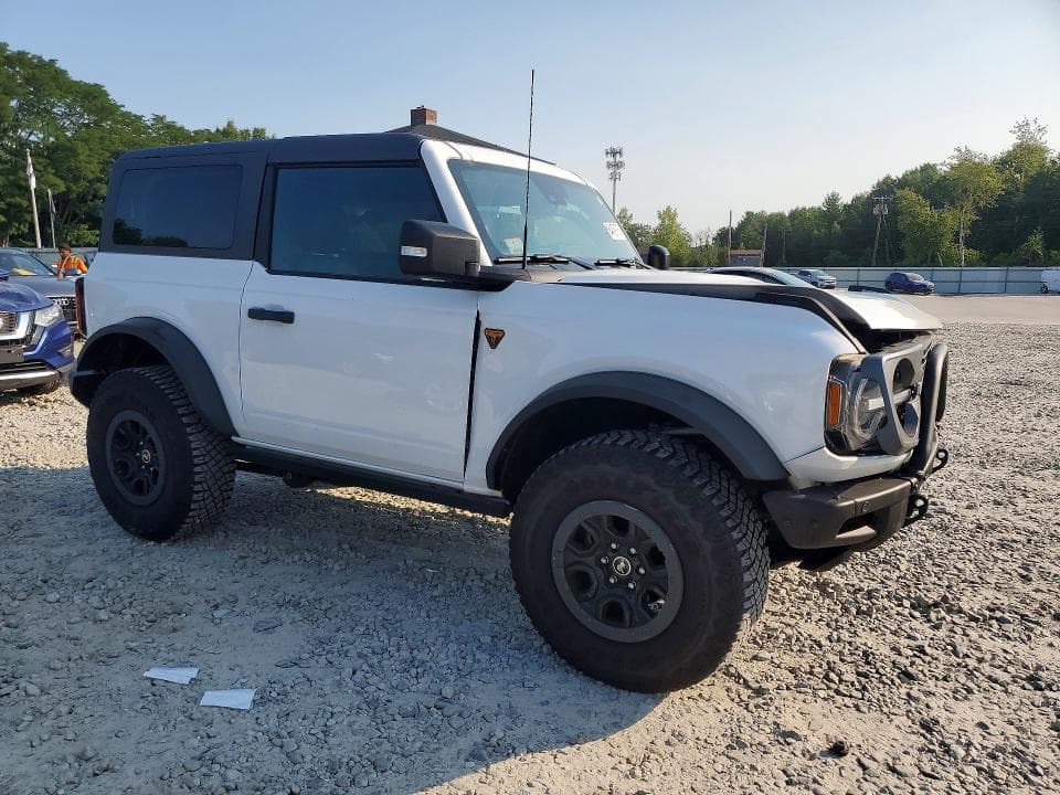 2023 FORD BRONCO BASE 4