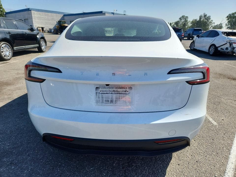 2025 TESLA MODEL 3 6