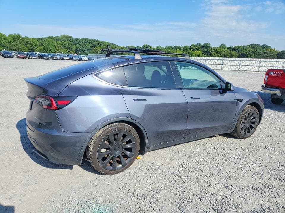 2023 TESLA MODEL Y 3