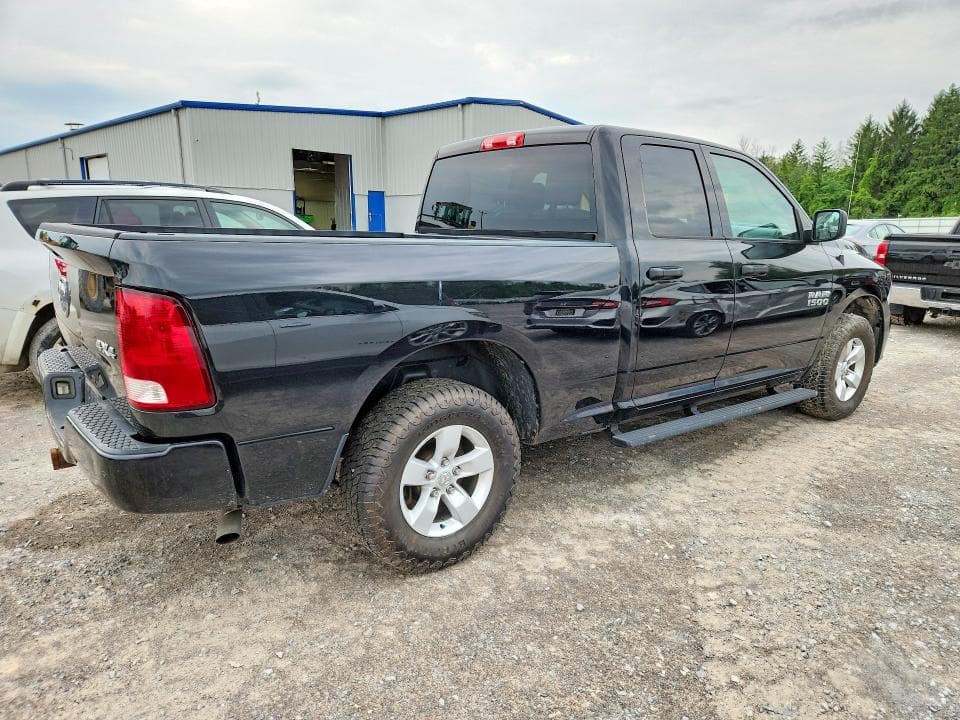 2017 RAM 1500 ST 3