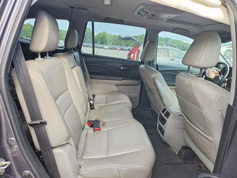 2017 HONDA PILOT TOURING 11