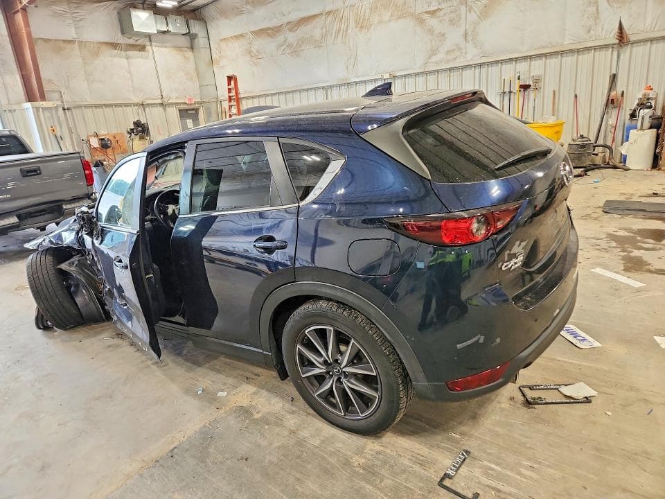 2018 MAZDA CX-5 TOURING 2