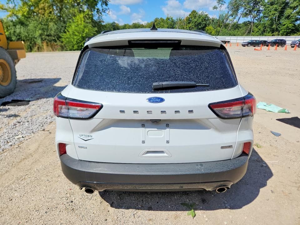 2021 FORD ESCAPE SE 6
