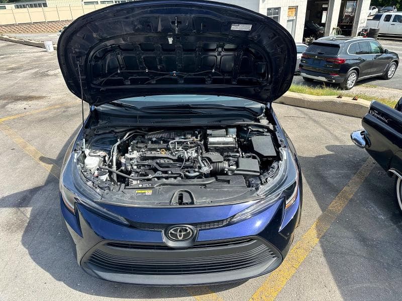 2025 TOYOTA COROLLA LE 8