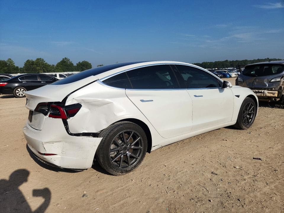 2020 TESLA MODEL 3 3