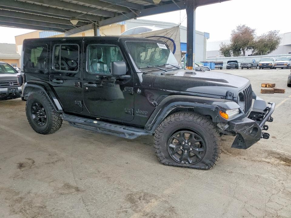 2019 JEEP WRANGLER UNLIMITED SAHARA 4