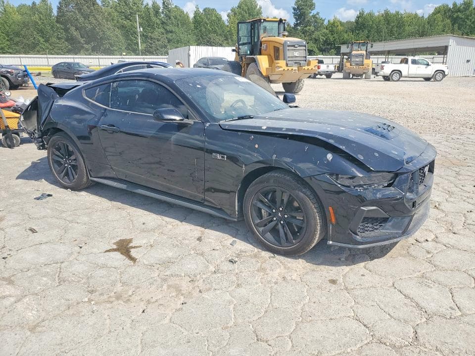 2025 FORD MUSTANG GT 4