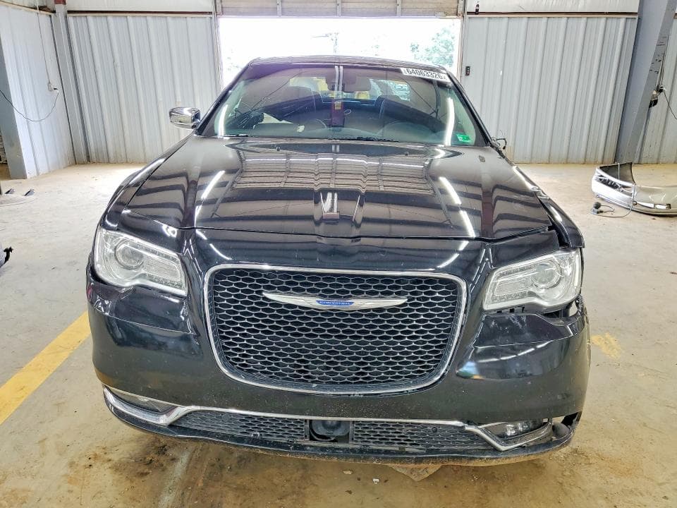 2017 CHRYSLER 300C LUXURY 5