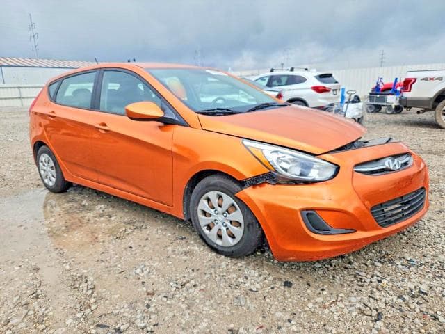 2017 HYUNDAI ACCENT SE 4
