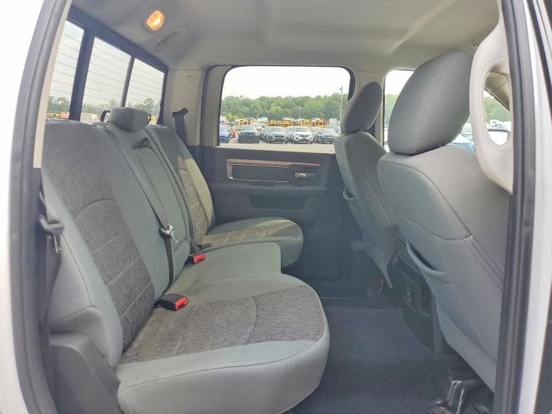 2017 RAM 1500 SLT 10